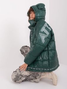 Дамско яке в тъмнозелен цвят – модел NM-KR-TR522.96P