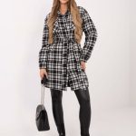Дамско палто в черен и бял цвят – модел LK-PL-508342-1.67