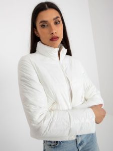 Дамско яке в екрю цвят – модел NM-KR-XZ-005A.98P